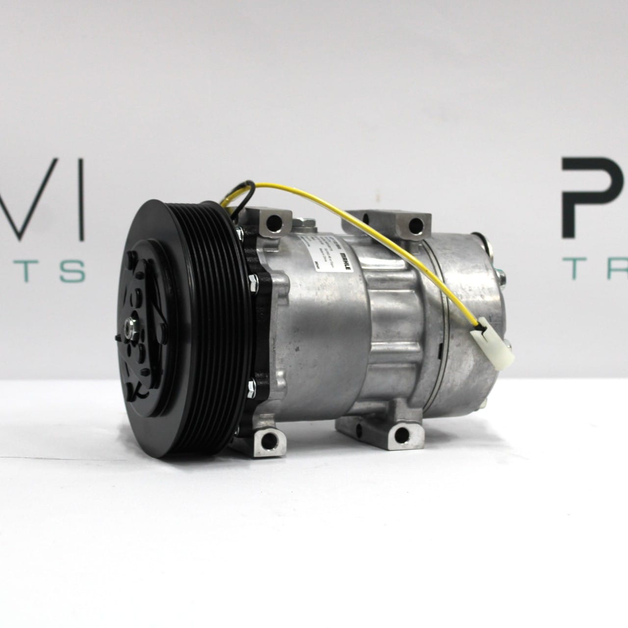 Airco Compressor Renault T-Serie 7482492298