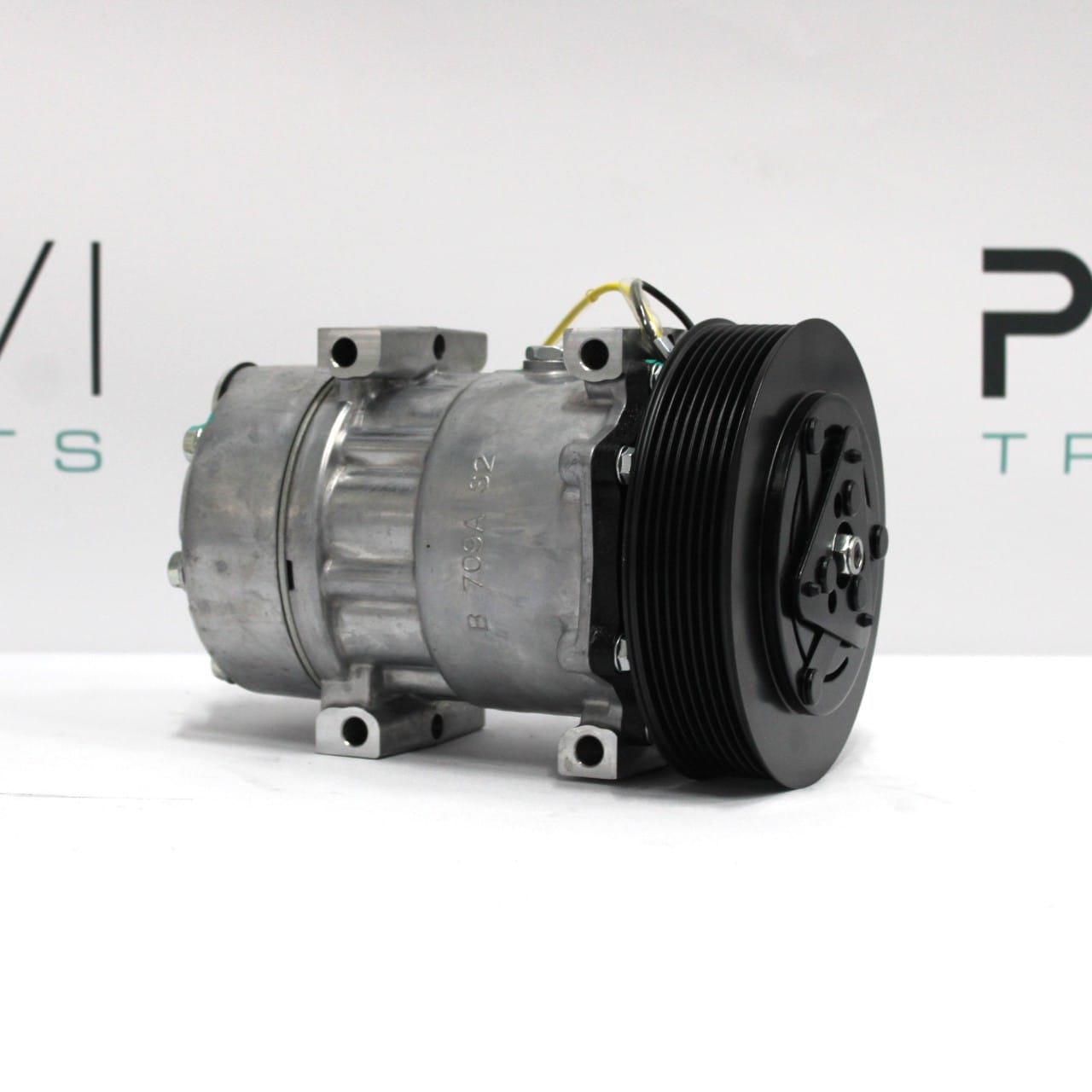 Airco Compressor Renault T-Serie 7482492298 - Afbeelding 2