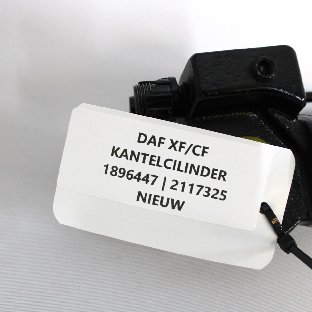 Kantelcilinder DAF XF106 1896447 | 2117325 - Afbeelding 2